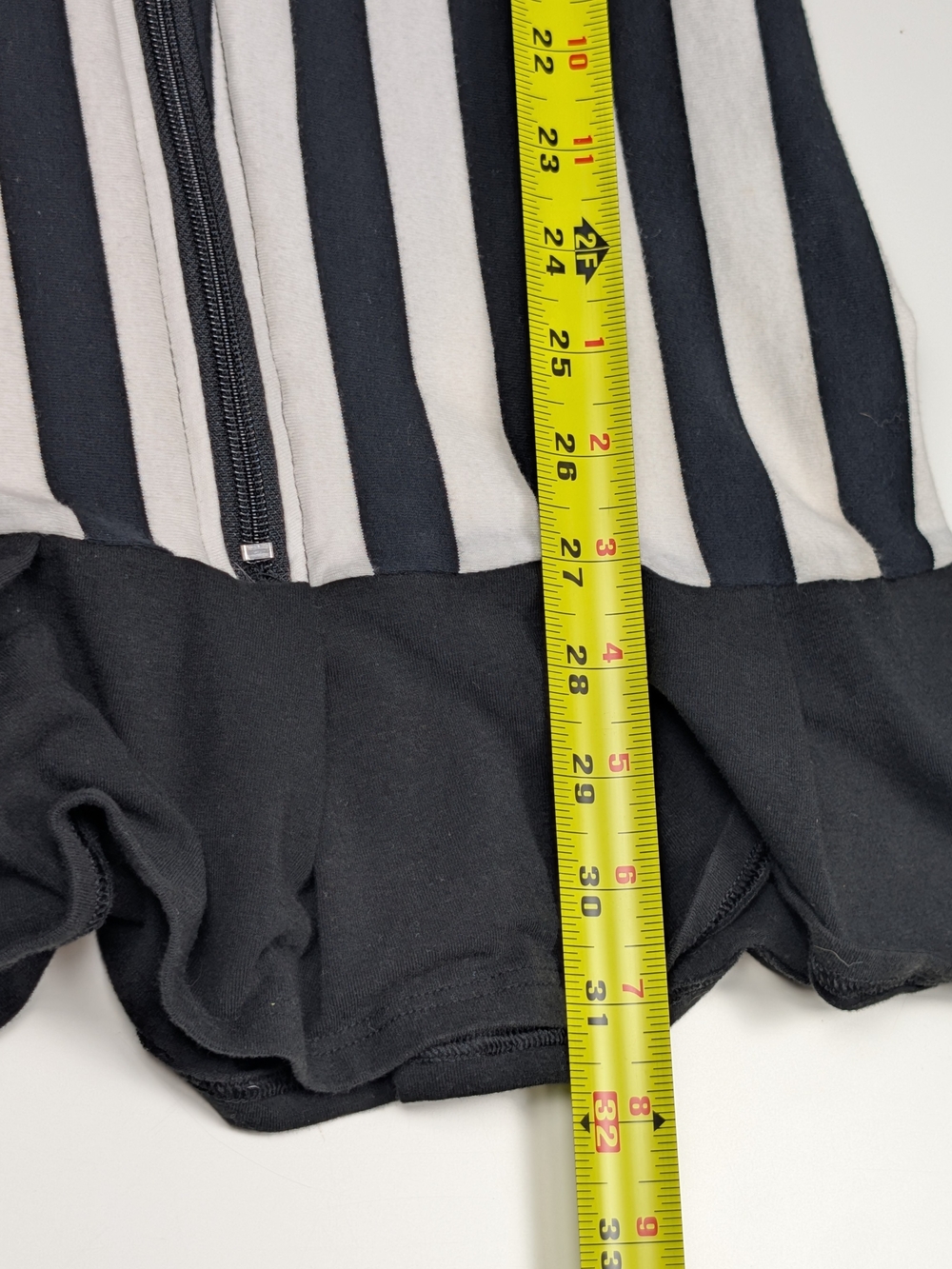 Elegant Moments Referee Costume Dress Black White Full Zip Front Size S/M - Picture 6 of 9